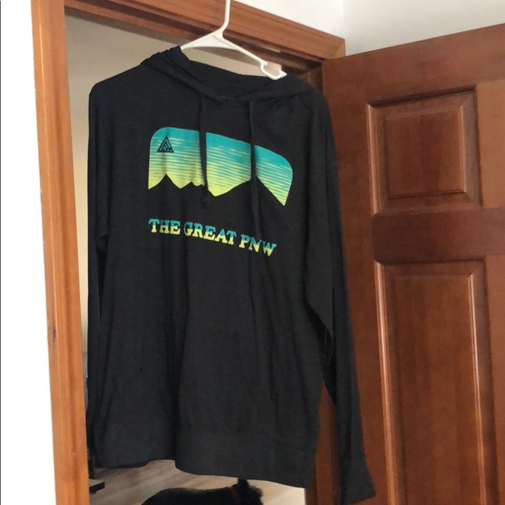 PNW pullover, medium